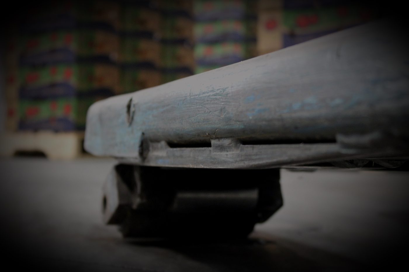 Distribution floor